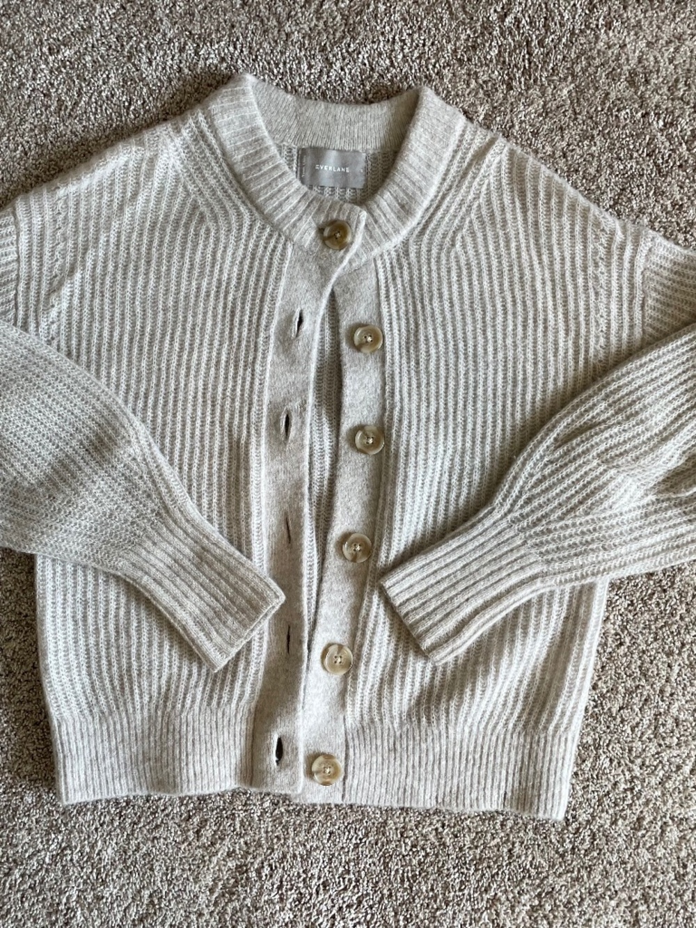 EVERLANE - The Cropped Alpaca Cardigan - Size: S - Color: Almond